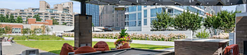 Outdoor Patio Area at The Elle Apartments in Chicago, IL 60605