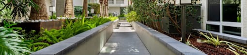 Courtyard Space at G12 Apartments in Los Angeles, CA 90015