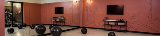 The Flat Resident Yoga Room at The Flat, California, 90017