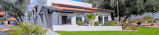 Green Space Walking Trails at Aspire Thunderbird, Glendale, AZ, Arizona, 85304