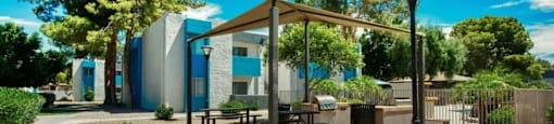 Picnic Area at Sycamore Square Apartments, Arizona, 85202