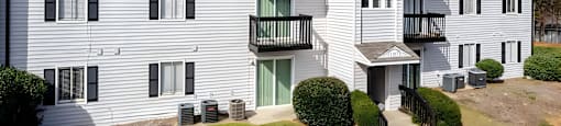 Building at Tucker Square, Stone Mountain