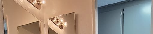 2x2 Main Bathroom at Villa La Paz Apartments, California, 90706