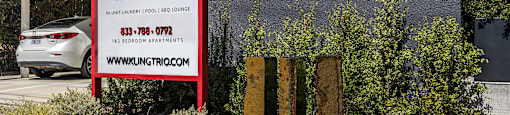 083 Monument Sign