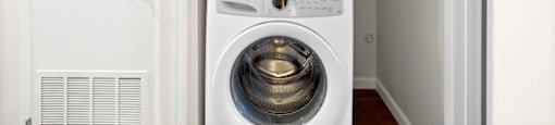 In Unit Washer and Dryer at The Meadows at Westlake Village Apartments, CA, 91361