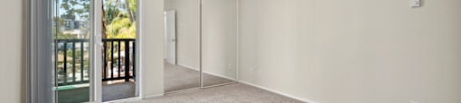Carpeted Floors in Bedroom at Parkway Plaza Apartments, Culver City, CA, 90230