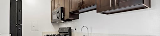 Studio Apartment Kitchen in Valley Village