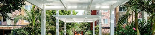 Courtyard Walkways at The Reserve at Warner Center Apartments, CA, 91367