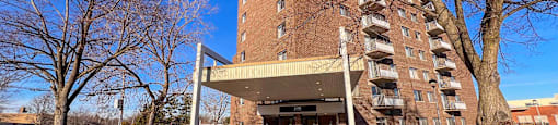 the building in which the hotel is located