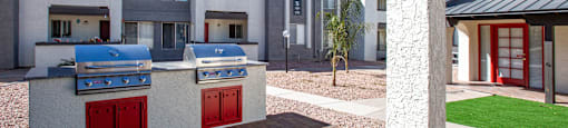 Barbecue And Grilling Station at The Vintage Apartments, Tucson, AZ, 85710