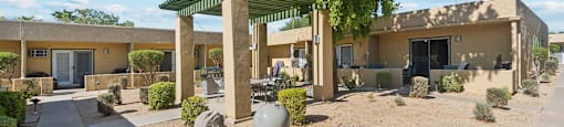 Courtyard at SunVilla Apartments in Mesa Arizona