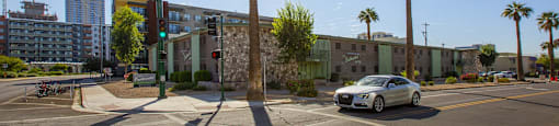 Exterior at The Continental Apartments in Phoenix AZ Nov 2020 (11)