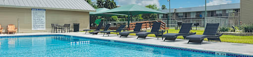 the swimming pool at the resort at governors crossing