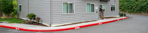 Leverich | Exterior