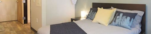 Pearl Studios | Bedroom