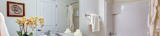Large Soaking Tub In Bathroom at Enclave Apartments, Henderson