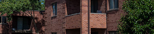 Building Exterior at Birnam Wood Apartments, Monroeville, 15146