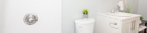 Manitoba Rentals: a bathroom with a sink toilet and bathtub