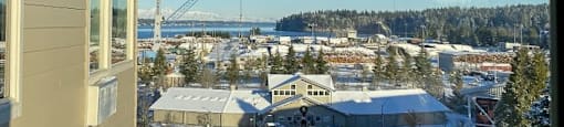 farmers market in snowat Harbor Heights 55+ Community, Olympia, Washington