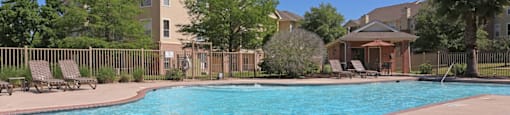 Front pool angle 1