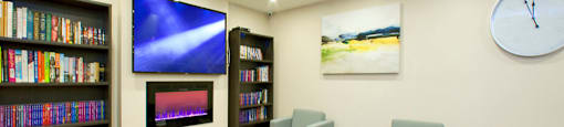 Prince Court Princess Manor in Welland, ON social room with lounge seating