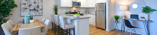 Prince Court Princess Manor in Welland, ON open concept kitchen and dining room