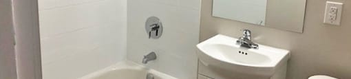 641 Vaughan Road in Toronto, ON bathroom with full sized bathtub