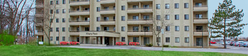 Albany Place image of exterior of building in Fort Erie, ON