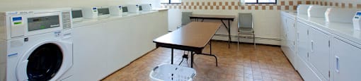 Albany Place on-site laundry facility in Fort Erie, ON