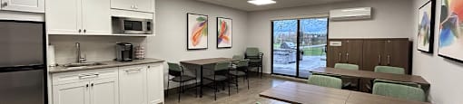 social room at Albany Place in Fort Erie ON