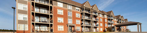 Baker Arms & Wexford Apartments image of exterior of building in Dartmouth, NS