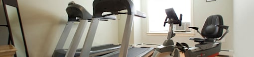 Baker Arms & Wexford Apartments fitness facility in Dartmouth, NS