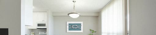 Brighton Court in Windsor, ON open concept dining room and kitchen