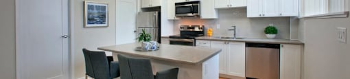 Carriage Hill in Oshawa, ON kitchen with breakfast island