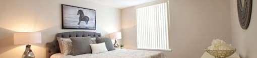 Carriage Hill in Oshawa, ON spacious bedroom with window