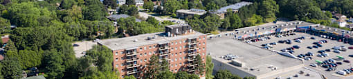 Cedarpoint Apartments in Cambridge, ON drone view of building