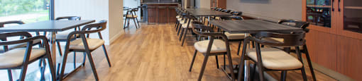 Edgehill Apartments in Barrie, ON Social Room with ample seating