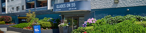 the building in which the hotel is located