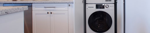 Harbourview Apartments in-suite laundry in Oakville, ON