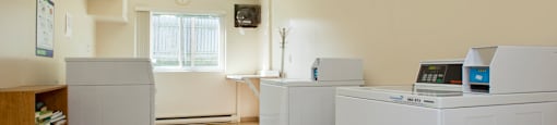 High Street Apartments on-site laundry facility in Fort Erie, ON
