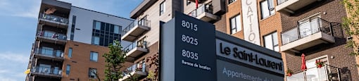 Le Saint-Laurent Apartments in Brossard monument sign 