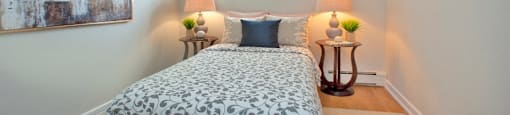 Lyndon Place bedroom with hard surface flooring in Niagara Falls, ON