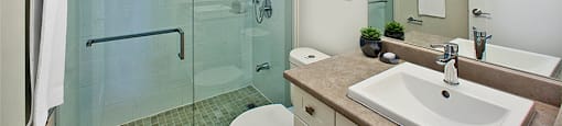 Marlan Towers in Owen Sound, ON modern bathroom with