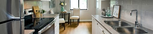 Northgate Towers modern kitchen with stainless steel appliances in Woodstock, ON