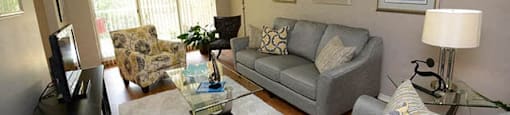 Dalhousie Place bright, spacious living room in Amherstburg, ON