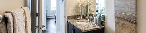 Giroux Estates in St. Albert, AB ensuite bathroom