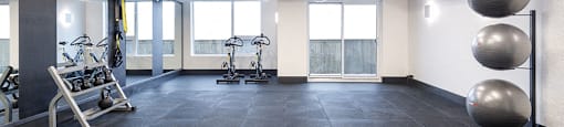 The Taunton Apartments fully equipped fitness facility featuring large open space in Oakville, ON