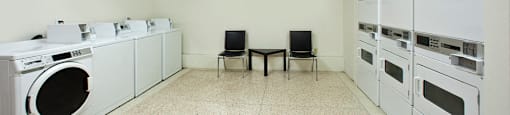 Lord Simcoe Apartments on-site laundry facility in Niagara Falls, ON