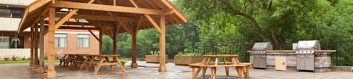 Silvercreek Towers in Georgetown, ON outdoor patio with gazebo and BBQs