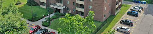 Southwood Apartments in Guelph, ON Front entrance exterior